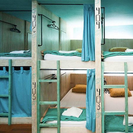 Nau Here Hostel Kuta Lombok Eksteriør bilde