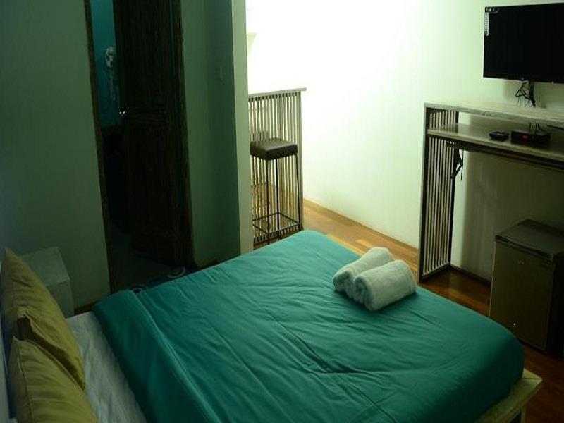 Nau Here Hostel Kuta Lombok Eksteriør bilde