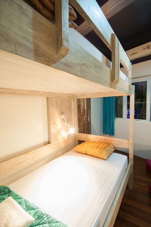Nau Here Hostel Kuta Lombok Eksteriør bilde