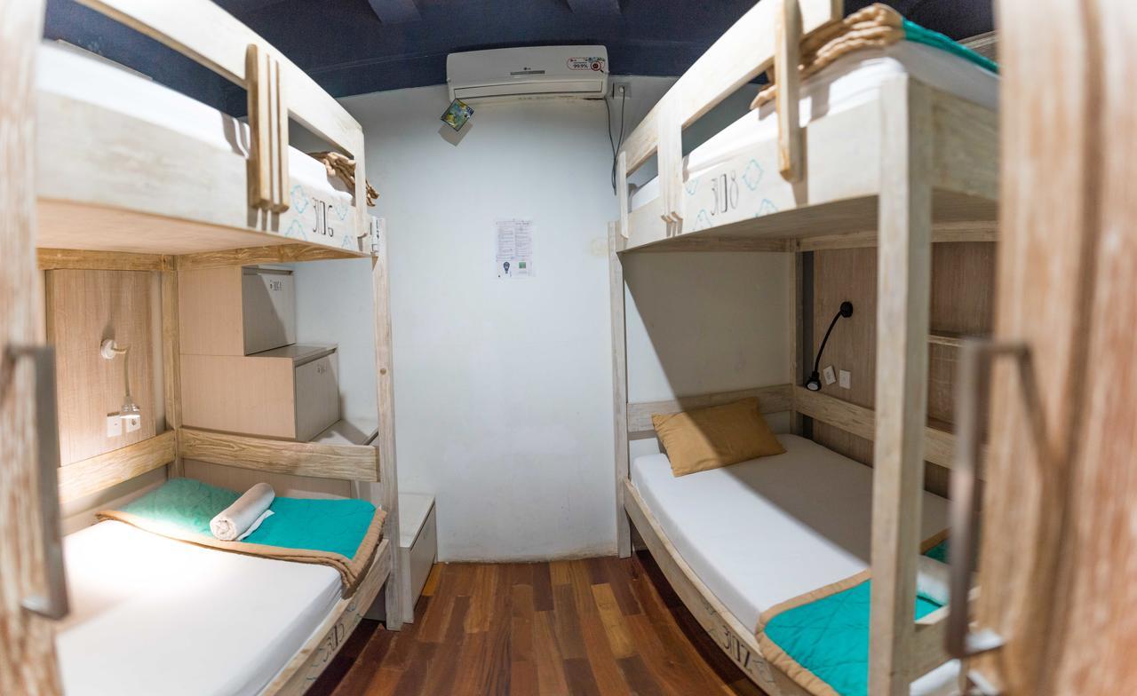 Nau Here Hostel Kuta Lombok Eksteriør bilde