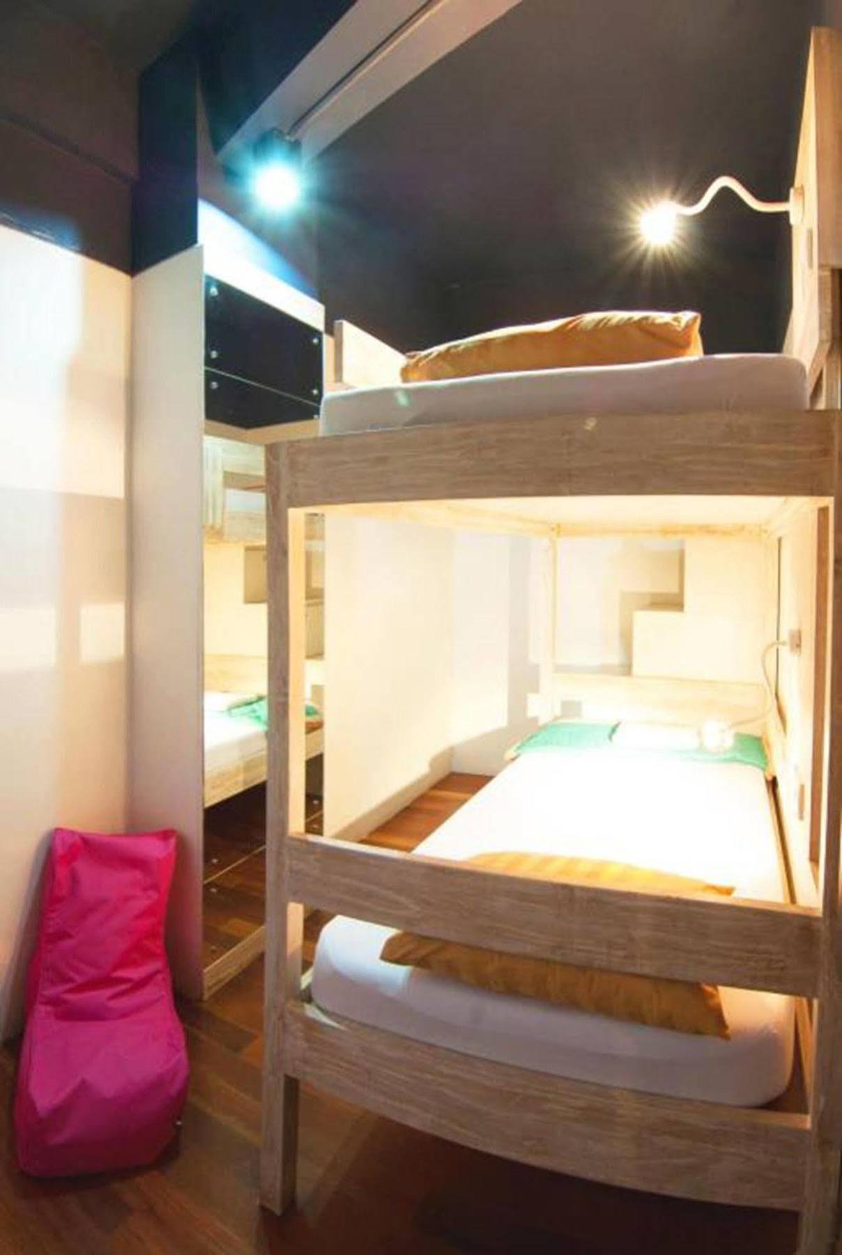 Nau Here Hostel Kuta Lombok Eksteriør bilde