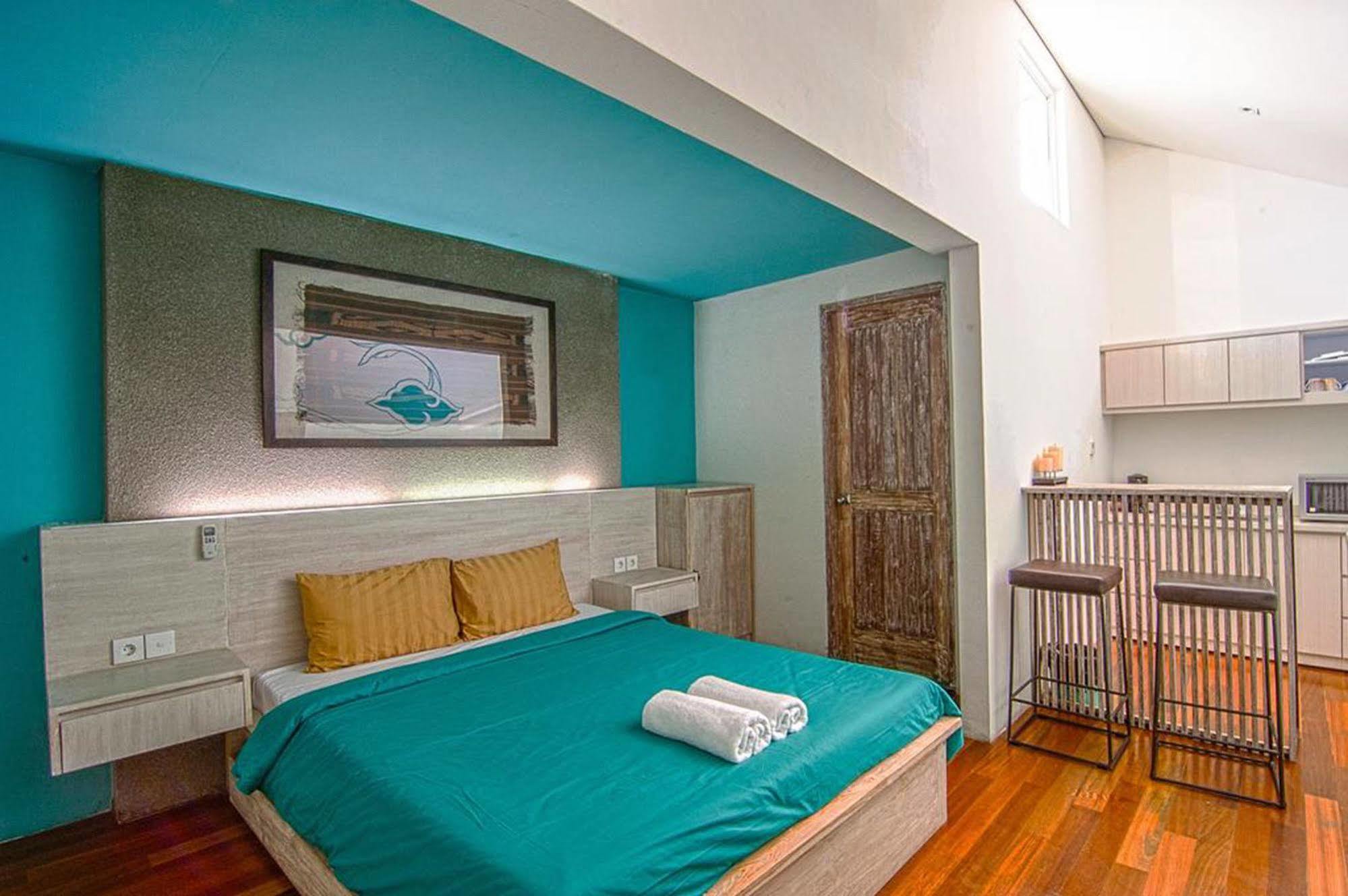 Nau Here Hostel Kuta Lombok Eksteriør bilde